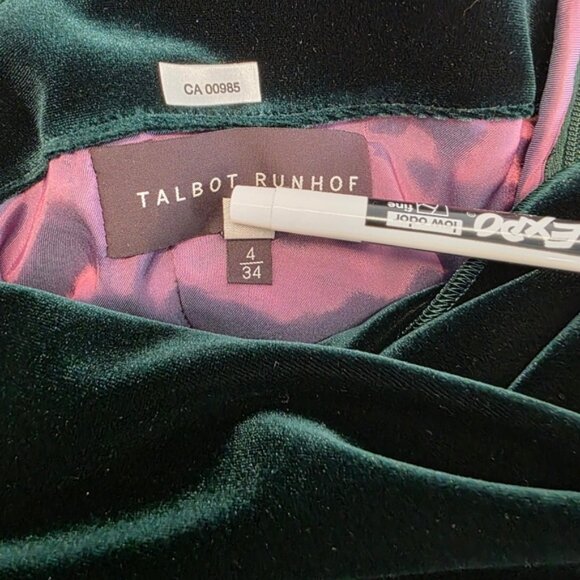 Talbot Runhof Bobonne Off-The-Shoulder Ruffled Stretch-Velvet Gown in Dark Green - Picture 7 of 7